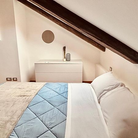 Unonoveuno Luxury Apartment 나폴리 외부 사진