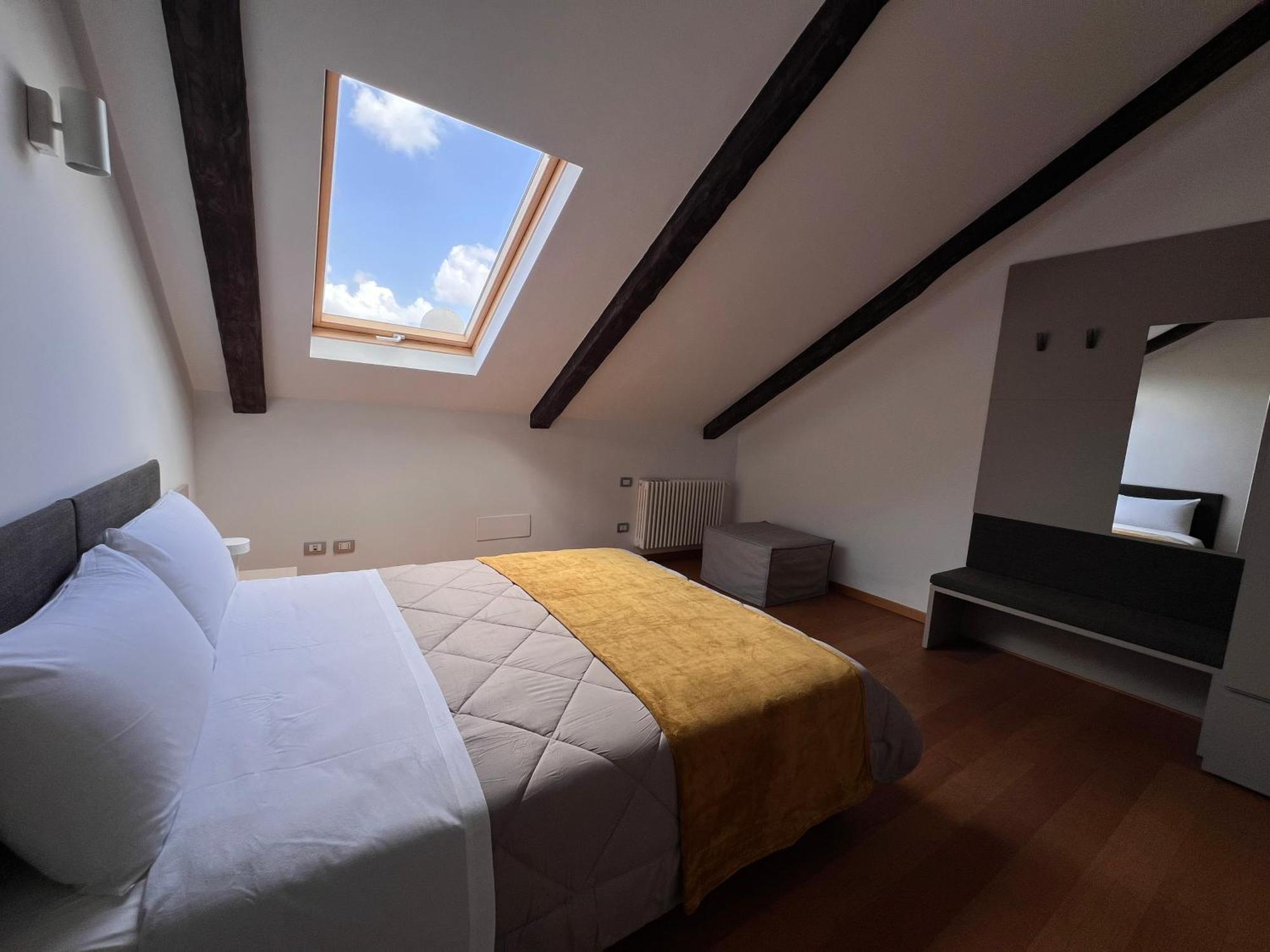 Unonoveuno Luxury Apartment 나폴리 외부 사진