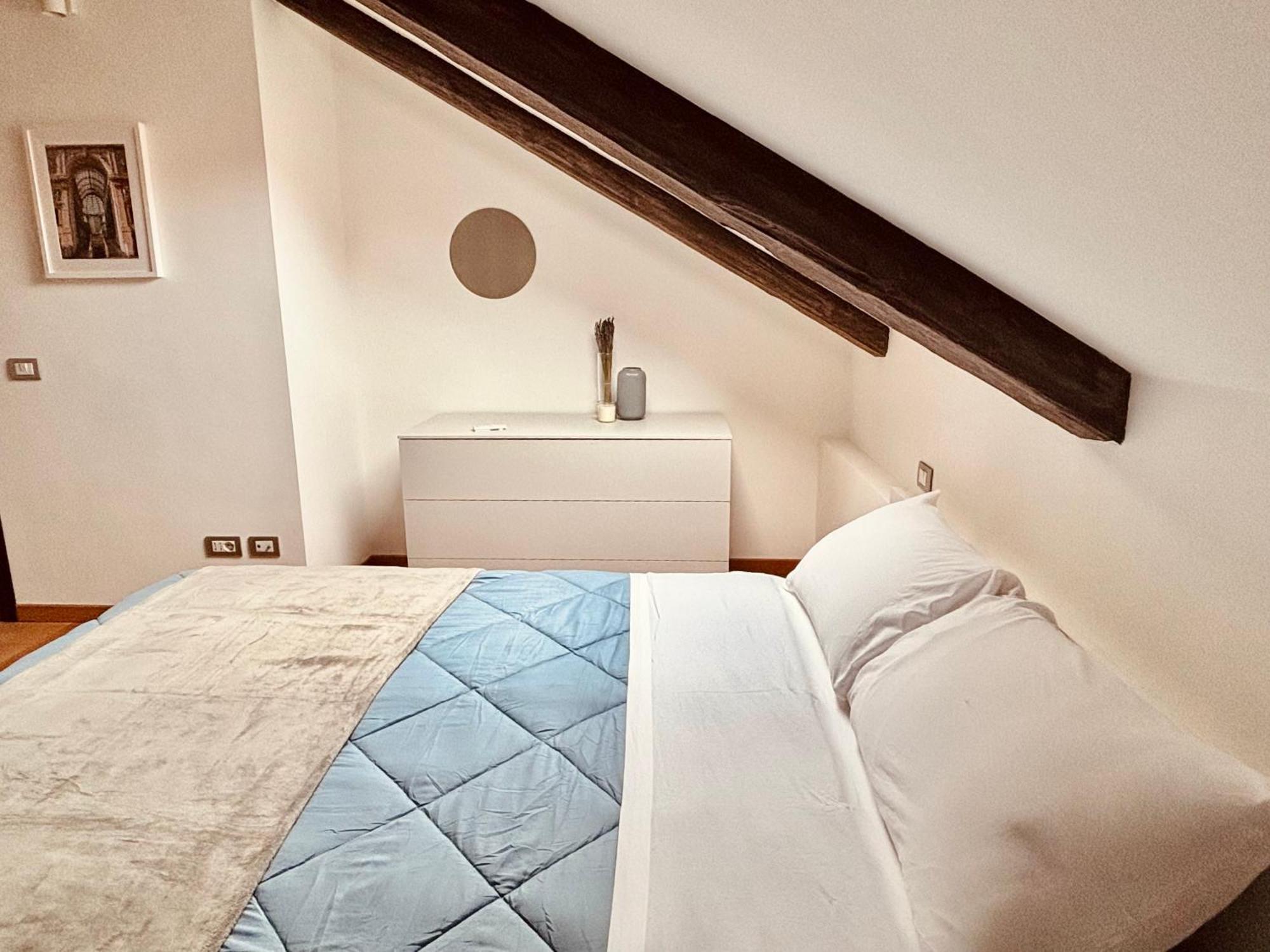 Unonoveuno Luxury Apartment 나폴리 외부 사진
